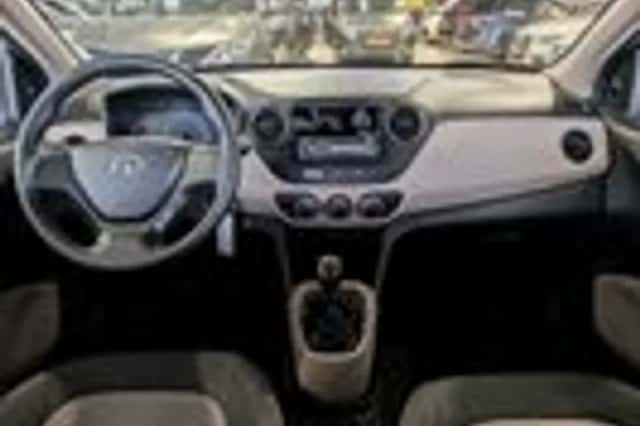 Hyundai i10 (2016) thumbnail 9