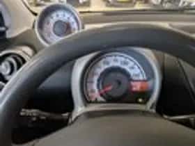Peugeot 107 (2013) thumbnail 11