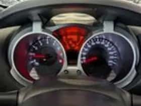 Nissan Juke (2011) thumbnail 11