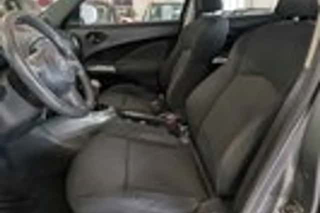 Nissan Juke (2011) thumbnail 6