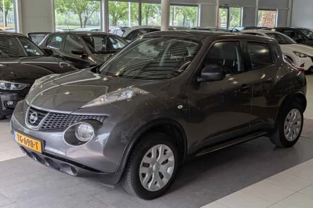 Nissan Juke (2011) thumbnail 2