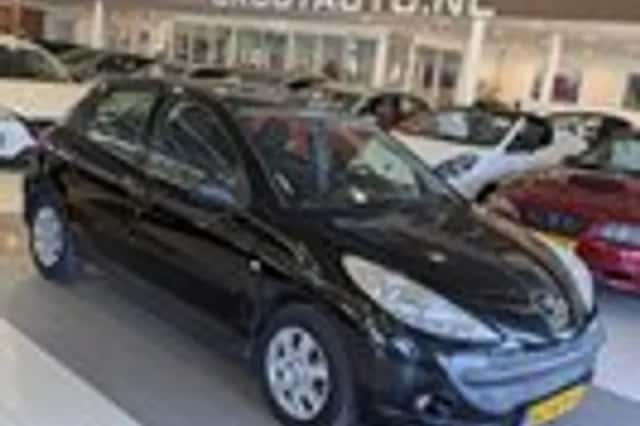 Peugeot 206+ (2010)