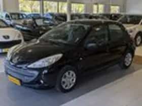 Peugeot 206+ (2010) thumbnail 2