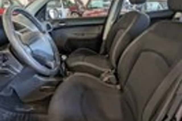 Peugeot 206+ (2010) thumbnail 6