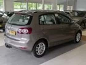 Volkswagen Golf (2012) thumbnail 4