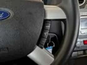 Ford Focus (2009) thumbnail 13