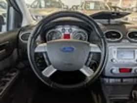 Ford Focus (2009) thumbnail 10