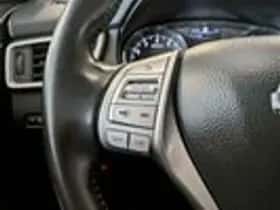 Nissan Qashqai (2015) thumbnail 17