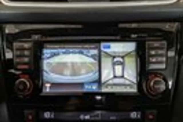 Nissan Qashqai (2015) thumbnail 25