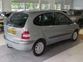 Renault Scénic (2002) thumbnail 4