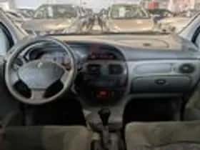Renault Scénic (2002) thumbnail 8