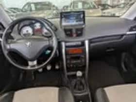 Peugeot 207 (2009) thumbnail 9