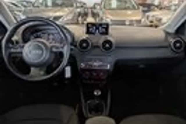Audi A1 (2015) thumbnail 9