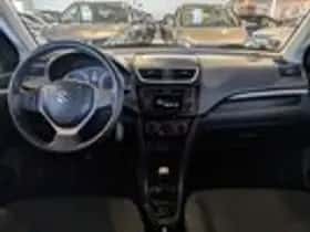 Suzuki Swift (2011) thumbnail 9