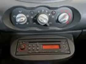 Renault Twingo (2010) thumbnail 12