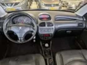 Peugeot 206 (2004) thumbnail 8
