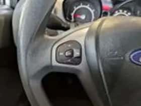Ford Fiesta (2009) thumbnail 11