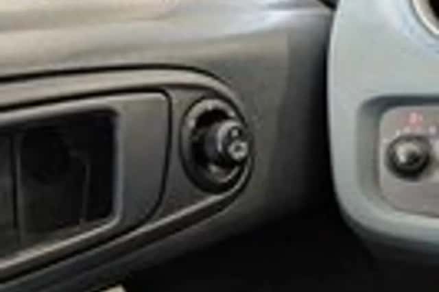 Ford Fiesta (2009) thumbnail 15