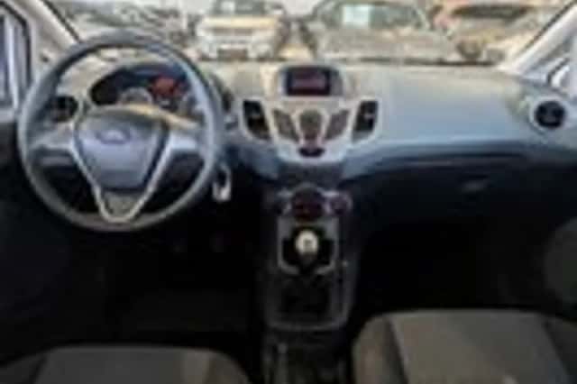 Ford Fiesta (2009) thumbnail 9