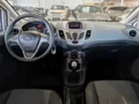 Ford Fiesta (2009) thumbnail 9