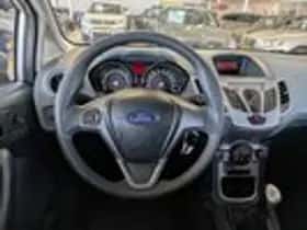 Ford Fiesta (2009) thumbnail 10