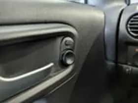 Opel Combo (2010) thumbnail 19