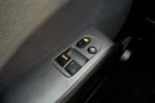 Honda Jazz (2004) thumbnail 14