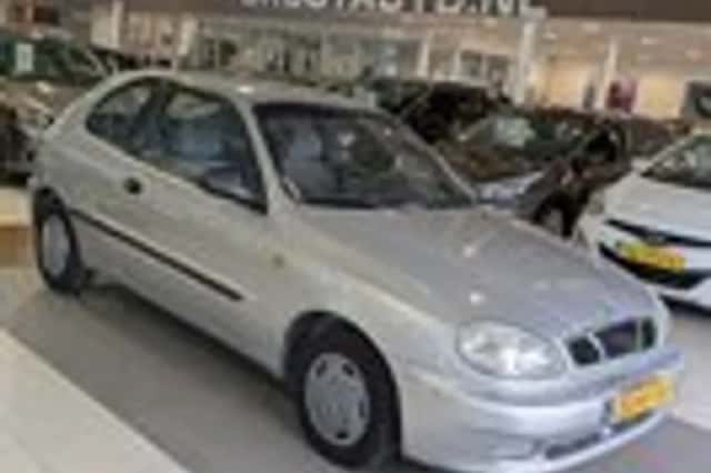 Daewoo Lanos (1999) thumbnail 1