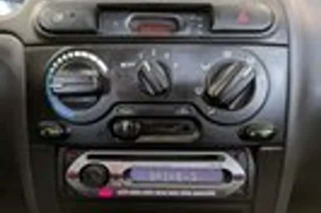 Daewoo Lanos (1999) thumbnail 11