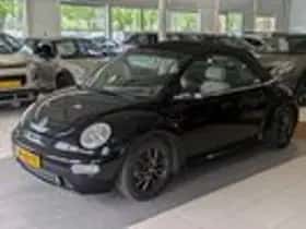Volkswagen New Beetle (2004) thumbnail 17