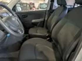 Hyundai i10 (2011) thumbnail 6