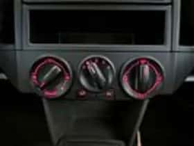 Volkswagen Polo (2003) thumbnail 12