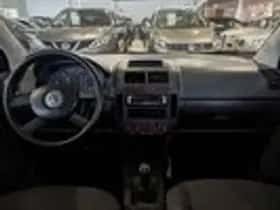 Volkswagen Polo (2003) thumbnail 8