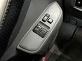 Toyota RAV4 (2003) thumbnail 15
