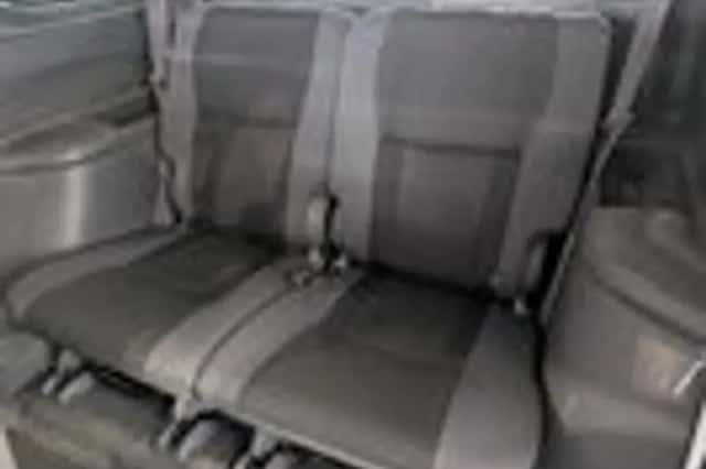 Toyota RAV4 (2003) thumbnail 7