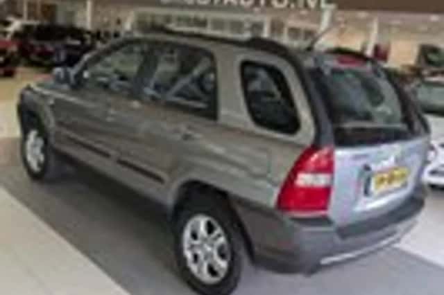 Kia Sportage (2006) thumbnail 3