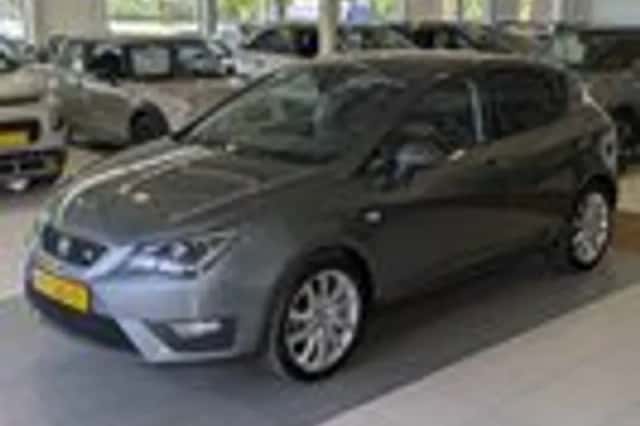 SEAT Ibiza (2017) thumbnail 2
