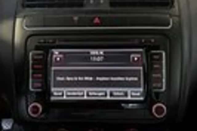 Volkswagen Polo (2010) thumbnail 13