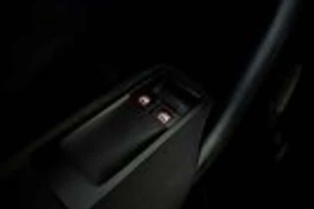 Volkswagen Polo (2010) thumbnail 15