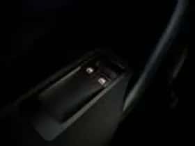 Volkswagen Polo (2010) thumbnail 15
