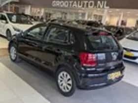Volkswagen Polo (2010) thumbnail 3
