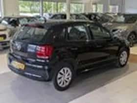 Volkswagen Polo (2010) thumbnail 4