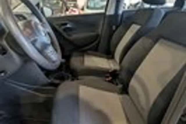 Volkswagen Polo (2010) thumbnail 6