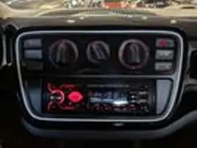 Volkswagen Up! (2013) thumbnail 12