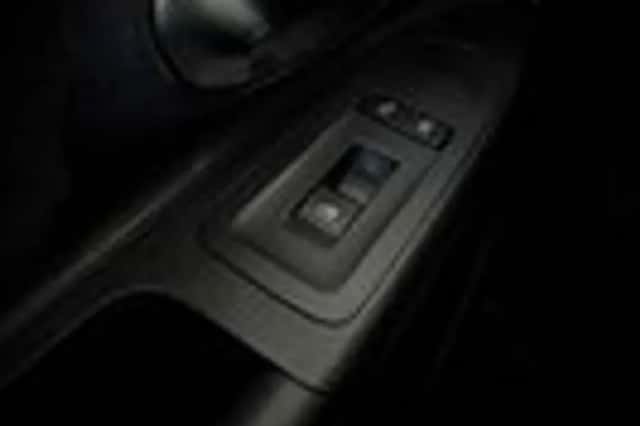 Volkswagen Up! (2013) thumbnail 13