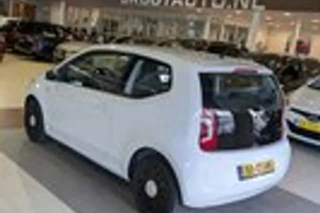 Volkswagen Up! (2013) thumbnail 3