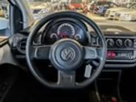 Volkswagen Up! (2013) thumbnail 10