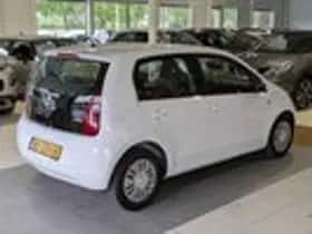 Volkswagen Up! (2012) thumbnail 4