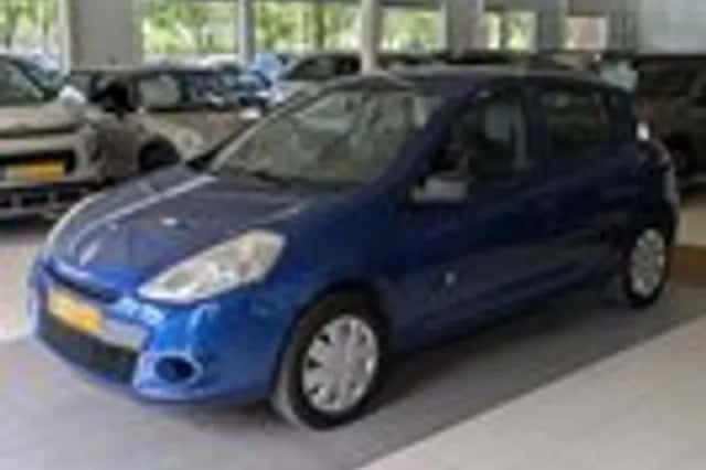 Renault Clio (2010) thumbnail 2
