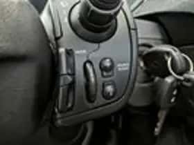 Renault Clio (2010) thumbnail 13